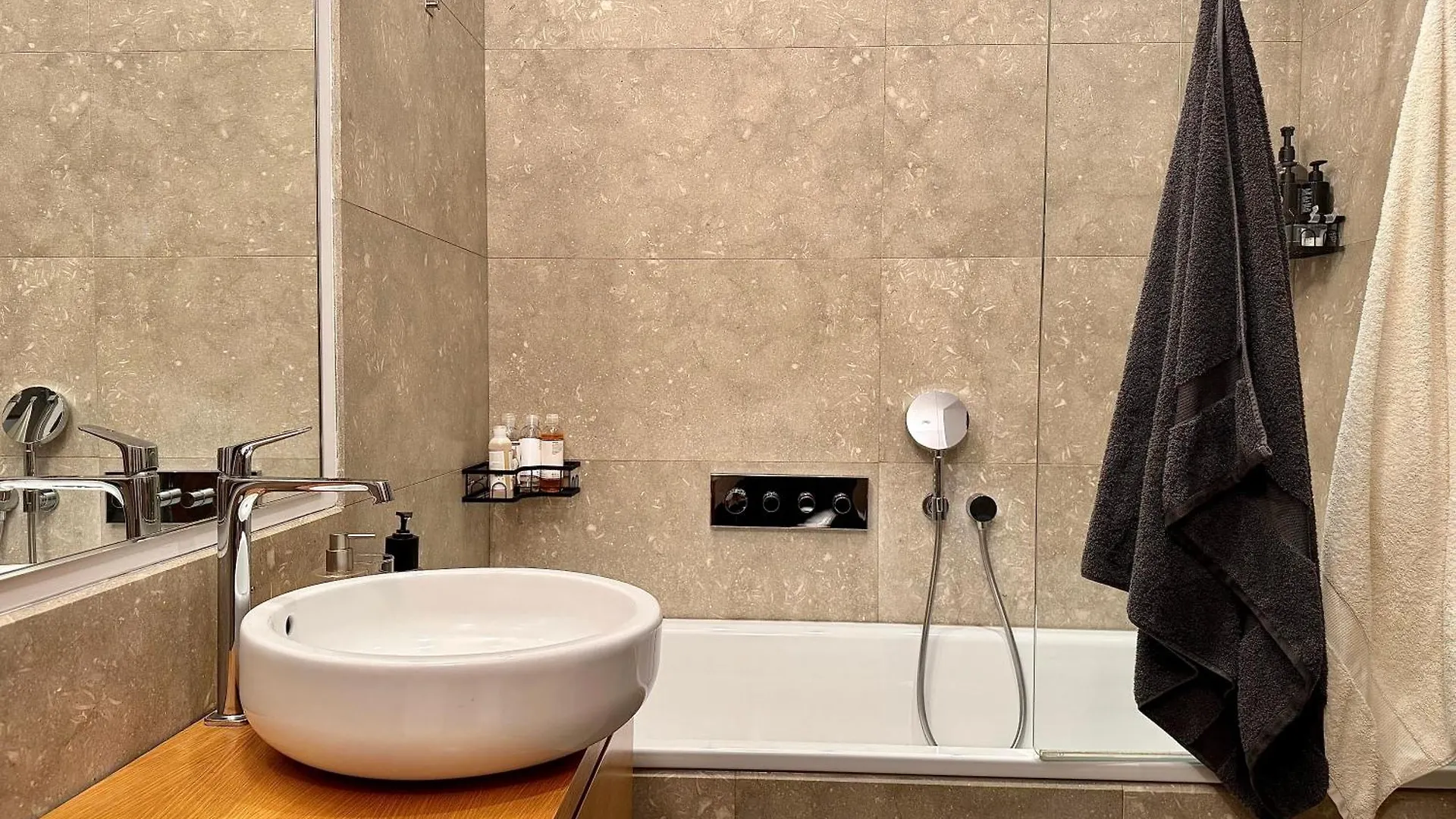 Apartament Solaria 18 Skyloft Mediolan