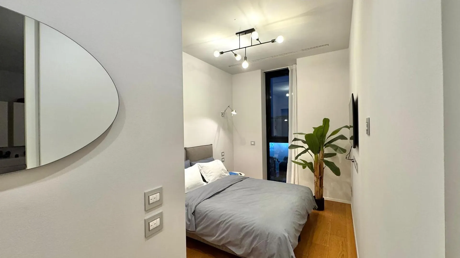 Solaria 18 Skyloft Apartamento Milão